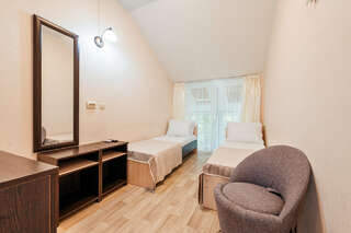 Гостиница Панама Лазаревское Двухместный номер с 2 отдельными кроватями-1