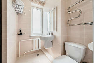 Гостиница Панама Лазаревское Улучшенный четырехместный номер-9